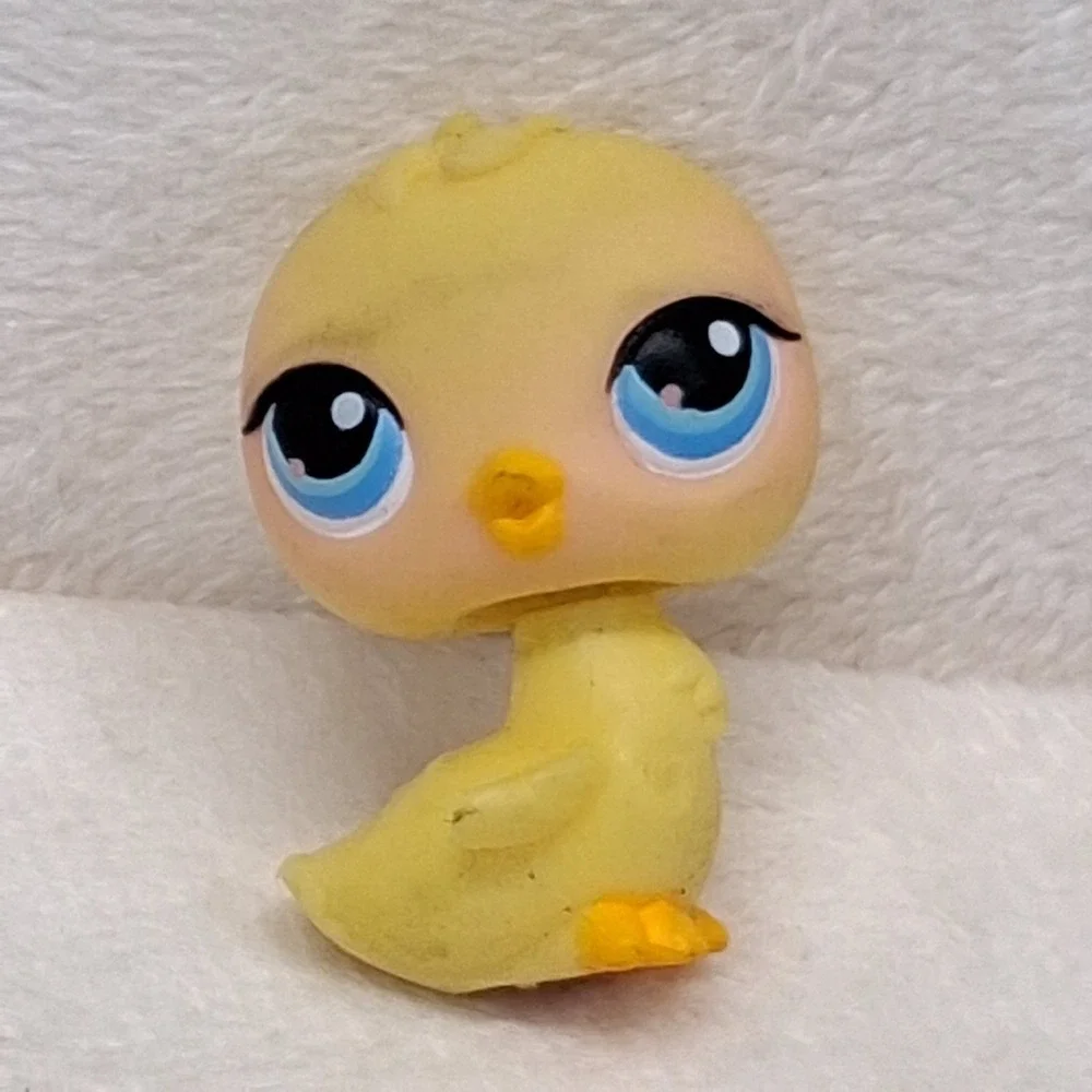 Littlest Pet Shop Yellow Chick #13 READ
